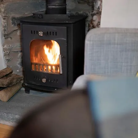 Cosy - Central - - 2 Bedroom - 1 Bathroom דירה אמבלסייד